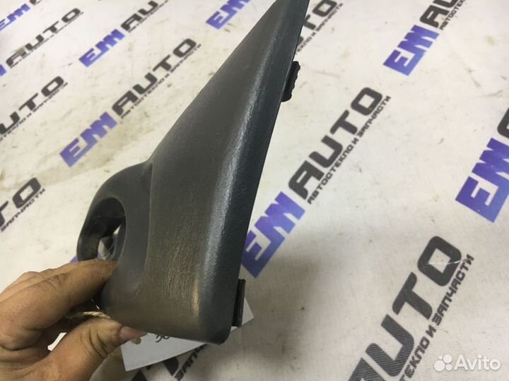 Накладка ручки двери задней правой Форд Фокус 1