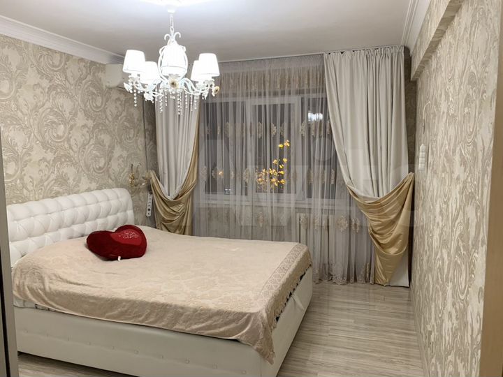 3-к. квартира, 85 м², 4/5 эт.