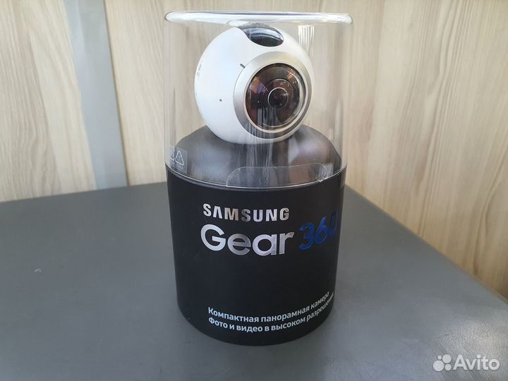 Панорамная камера Samsung gear 360