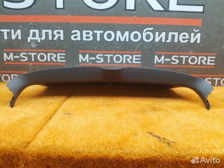 Обшивка двери багажника Volkswagen Golf 1K BLG