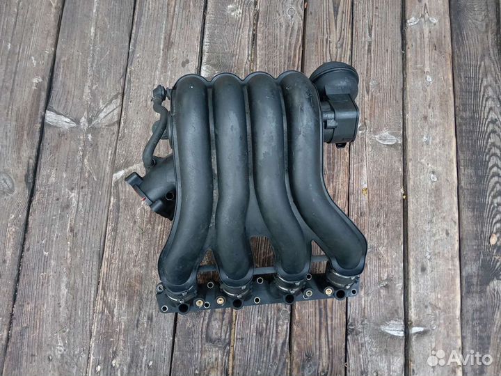 Впускной коллектор ALT 2.0 Ауди А4 8Е Audi A4 8E
