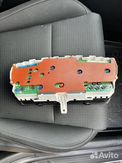 Щиток приборов lancer 9