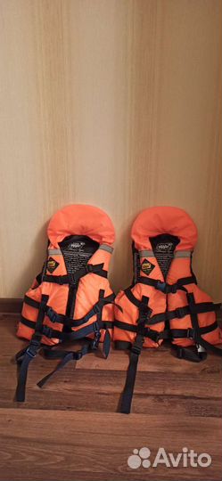 Спасательный жилет(1 шт.)