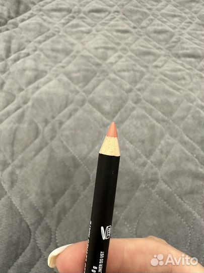 Карандаш NYX для губ