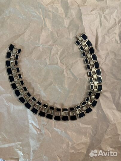 Украшение на шею — чокер