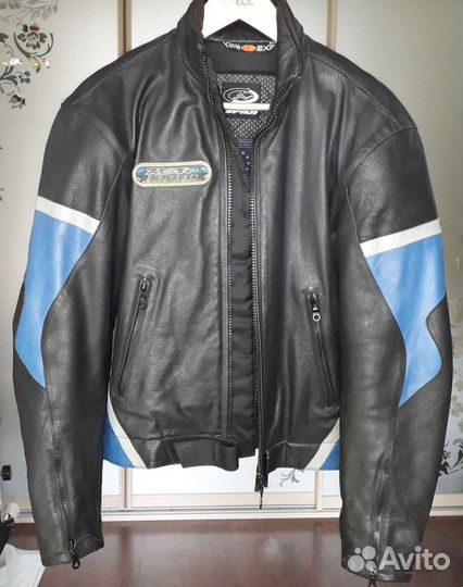 Мотокуртка кожаная, Размер L