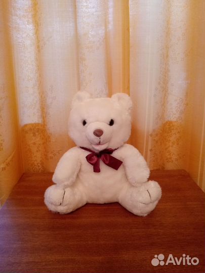 Плюшевый медвежонок