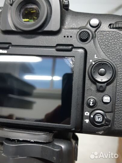 Экран дисплей Nikon D850