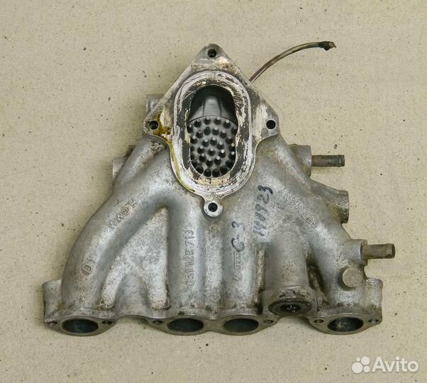 Коллектор впускной VW Golf 3