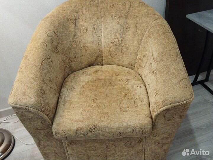 Кресло бу в зал