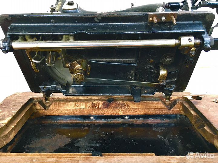 Старинная швейная машинка «gritzner durlach” 19 в