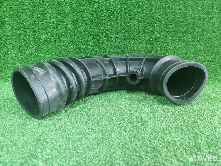 Патрубок воздушного фильтра ваз 2110 Приора 16кл