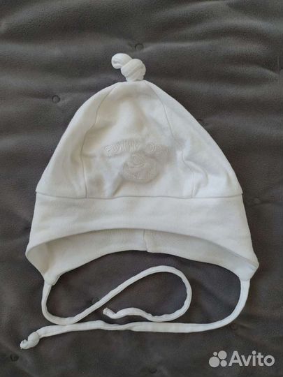 Шапка на малыша 0-6 мес демисезонная