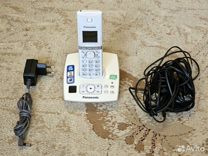 Стационарный радиотелефон Panasonic с автоответчик