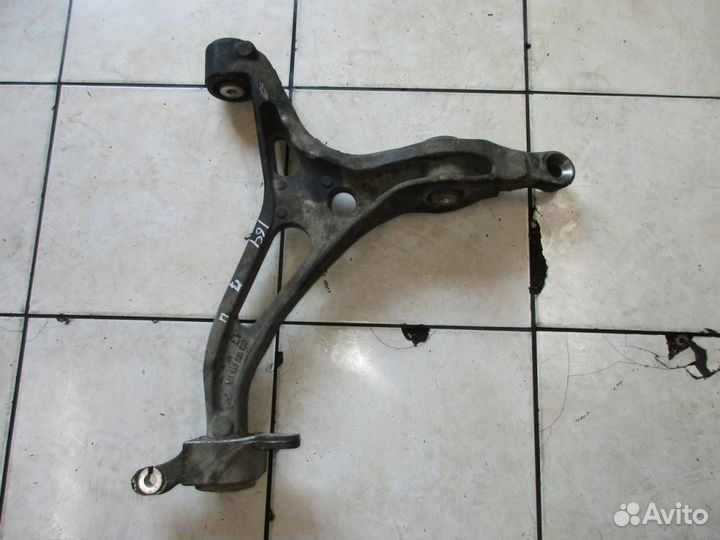 Рычаг передний нижний левый w164 ML-class