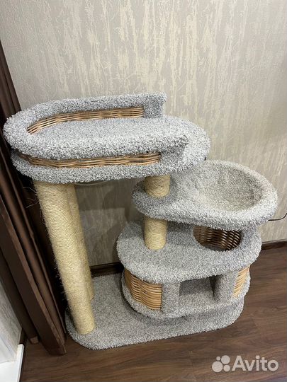 Игровой комплекс -когтеточка с домиком для кошек