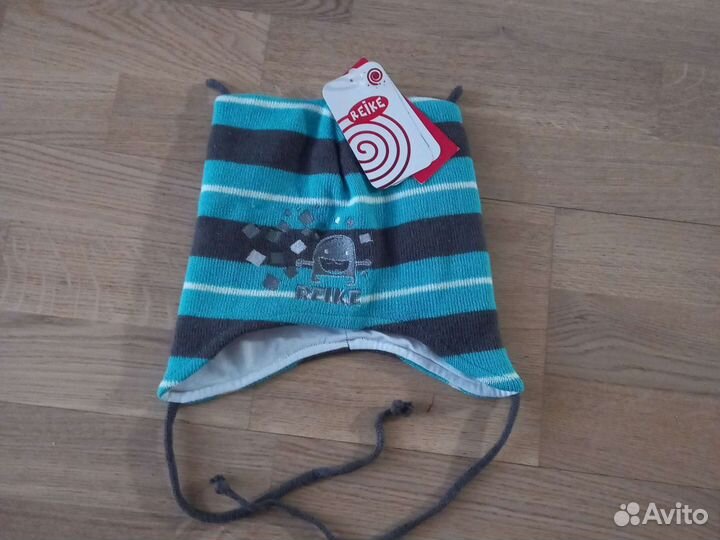 Шапка демисезонная на 52 см