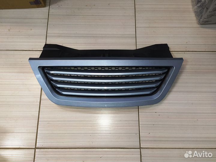 Решетка радиатора Daewoo Nexia N150 цвет голубой