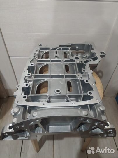 Плита блока цил.нижняя 2,2 Ford Transit 155 л.с