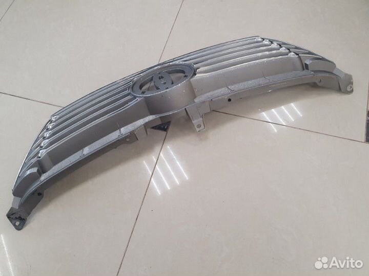 Решетка радиатора Toyota Camry V50