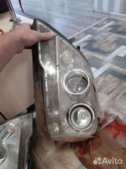 Продам фары для mercedes ML350