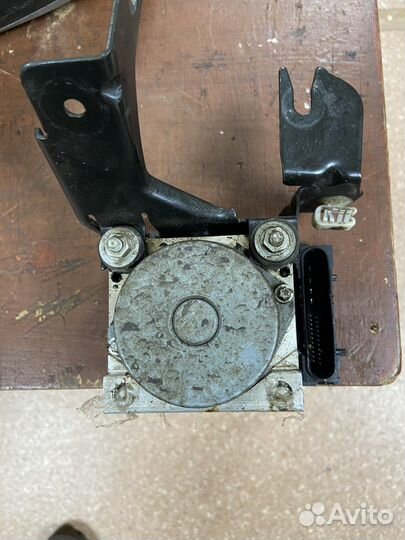 Блок (насос) ABS LADA Largus