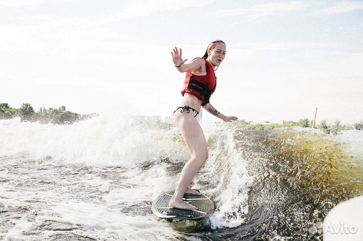 Вейксерф и вейкборд, катание и обучение