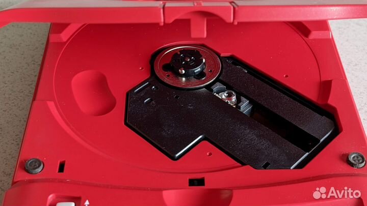 Портативный CD-репетитор для гитары Tascam CD-GT1