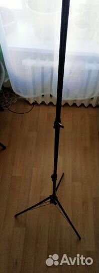 Штатив напольный JBH HD61819