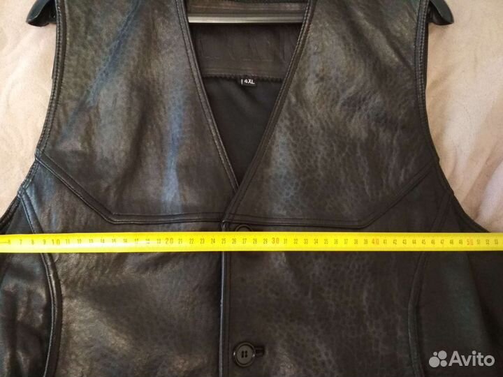 Жилетка мужская кожаная 50-52 размер