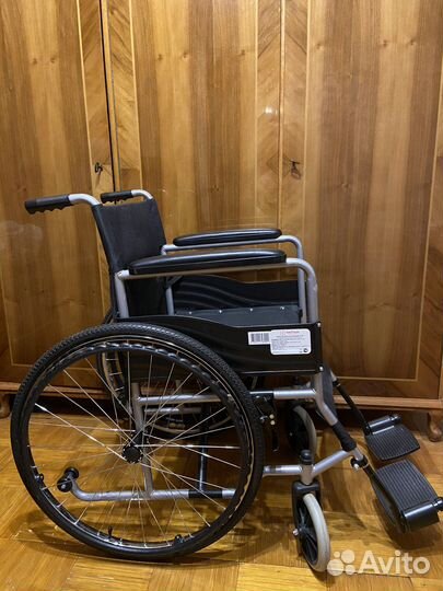 Инвалидная коляска