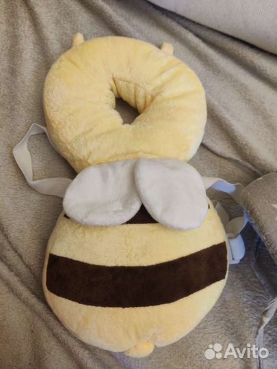 Детский мягкий шлем и защитный рюкзачок