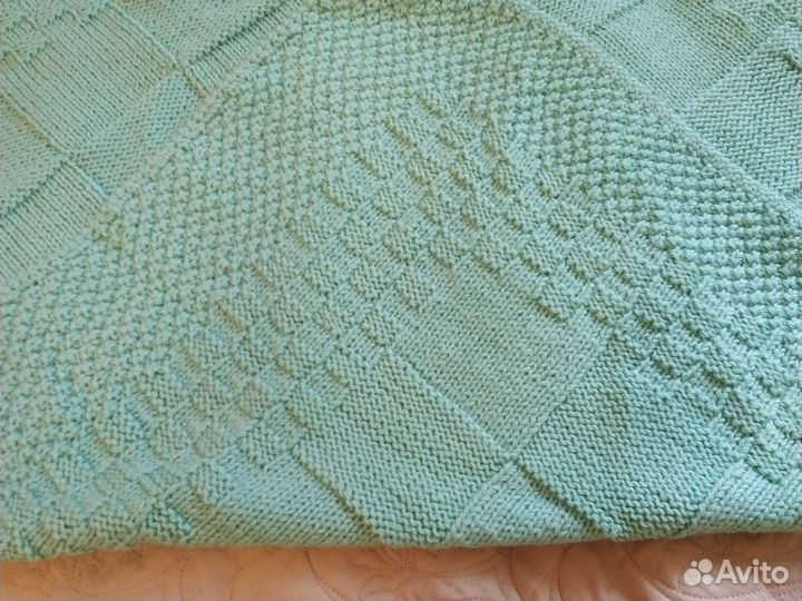 Плед детский вязаный