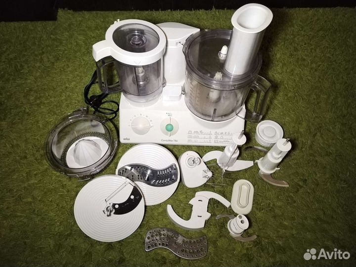 Кухонный комбайн Braun CombiMax 750