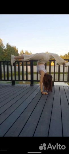 Тренер по танцам и гимнастике