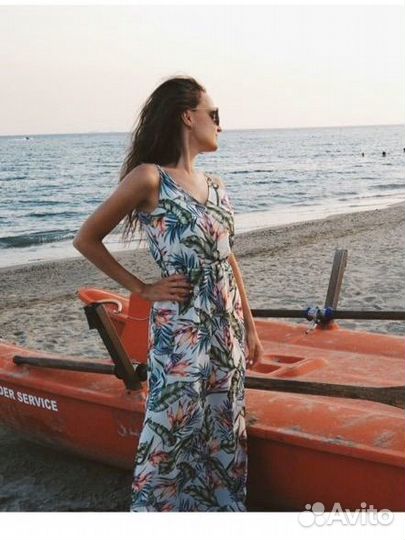 Платье летнее с разрезами