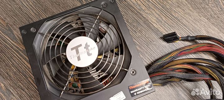 Блок питания 700W Thermaltake TR2-700AH2NFB