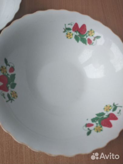 Глубокие тарелки 2 штуки винтаж
