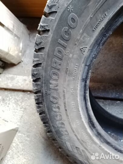 Viatti Bosco Nordico V-523 215/65 R16 98