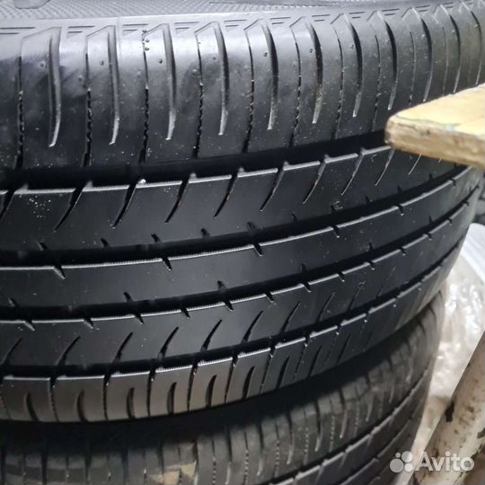 Toyo NanoEnergy R38 235/45 R17 94W
