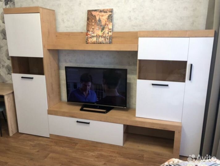 Гостиная бастон Дуб вотан-Белый глянец