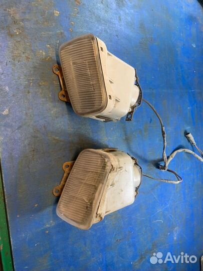 Фара противотуманная передняя Subaru Legacy BD