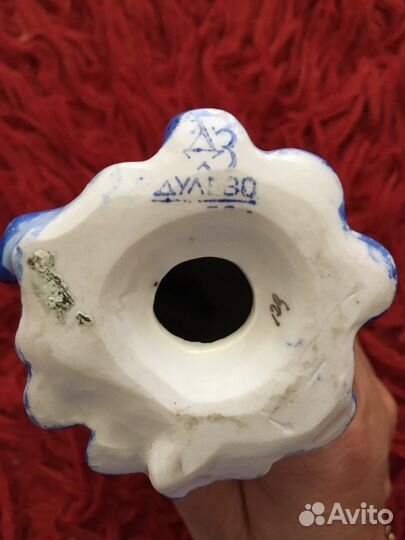 Статуэтка Девушка с караваем Дулево