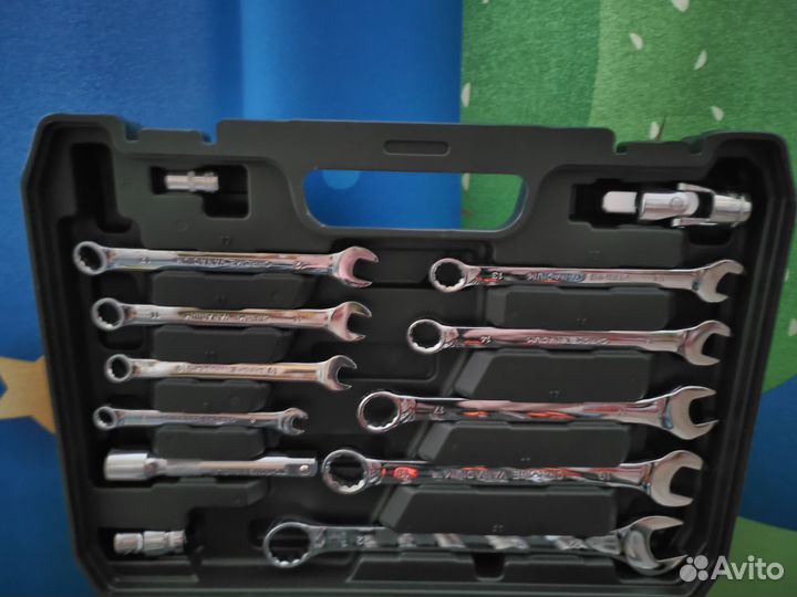 Набор инструментов 82