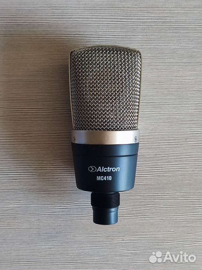 Студийный конденсаторный микрофон Alctron MC410