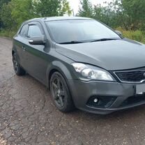 Kia Ceed 1.6 AT, 2011, 137 000 км, с пробегом, цена 637 000 руб.