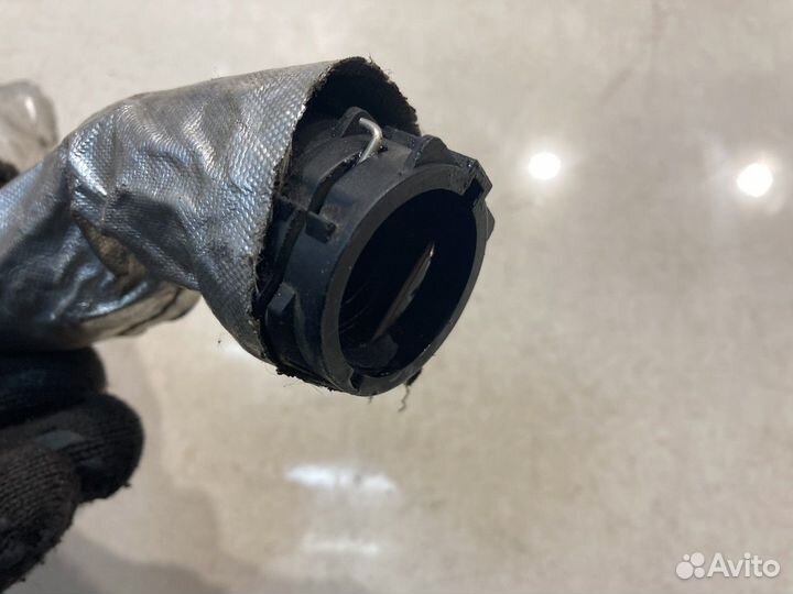 Патрубок системы охлаждения (Audi Q5 FY)