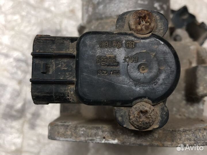 Заслонка дроссельная Ford Focus 2.0 SplitPort