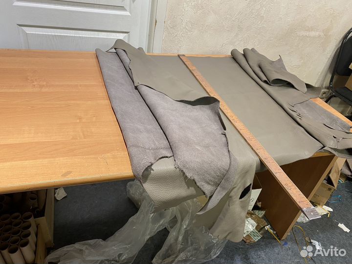 Натуральная кожа крс 1,4 мм цв. бежевый 187дм2 шку