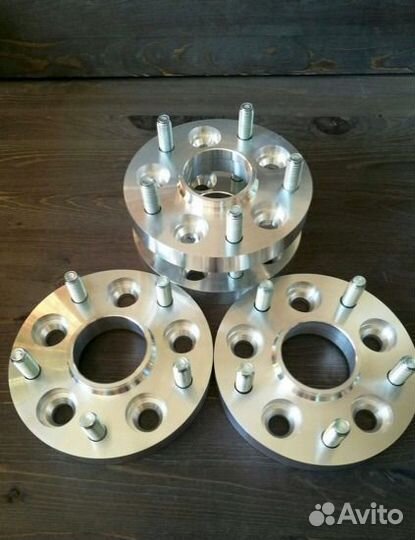 Проставки переходные 5-139,7 на 5-112 18 мм